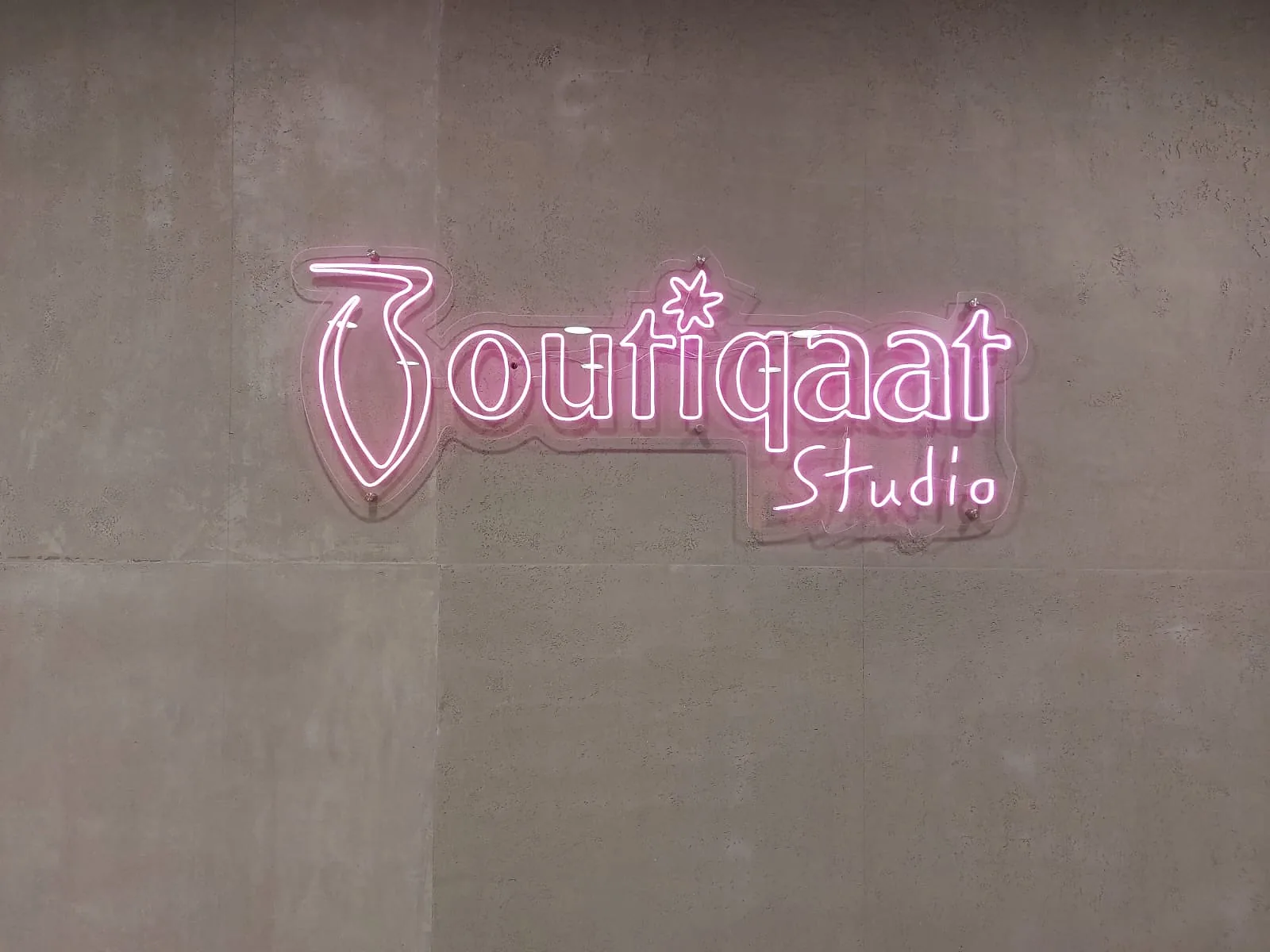 Custom LED neon sign made in Riyadh by Al-Rashid Sign